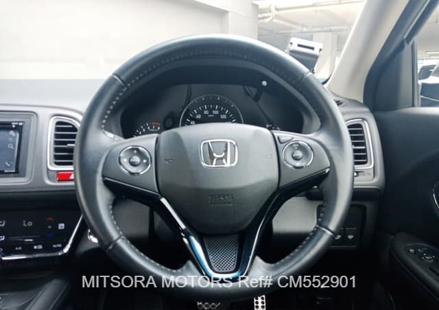 
								2015 HONDA VEZEL full									