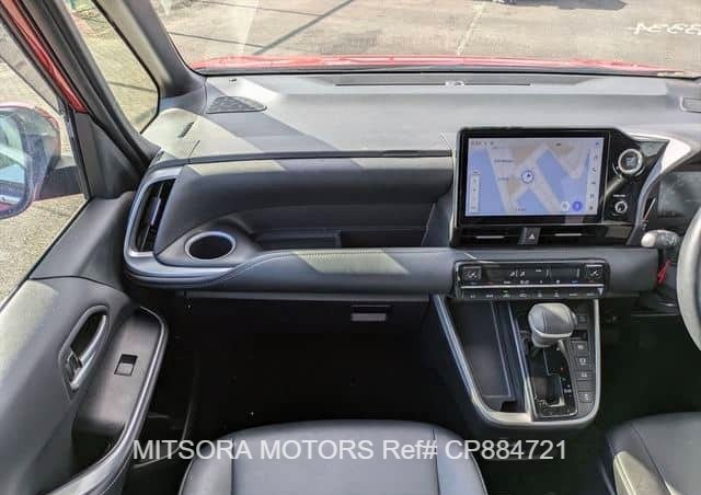 
								2022 TOYOTA NOAH S-Z full									