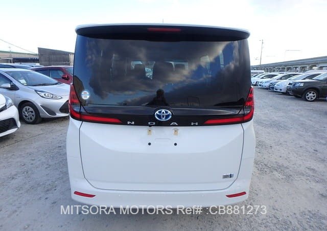 2024 TOYOTA NOAH HYBRID X
