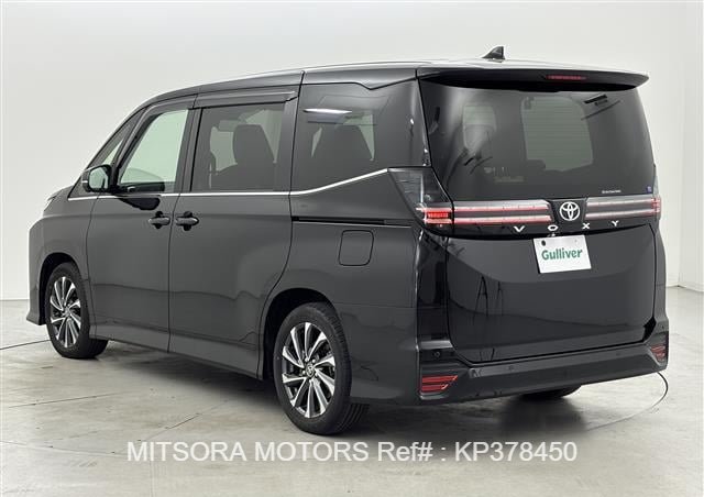 
								2023 TOYOTA VOXY full									