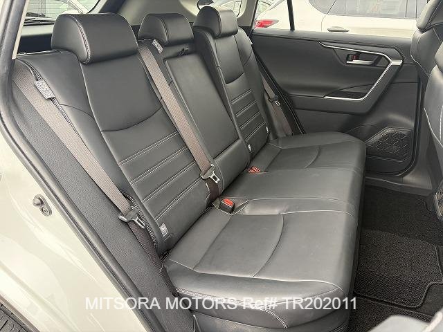 
								2020 TOYOTA RAV4 HYBRID G full									