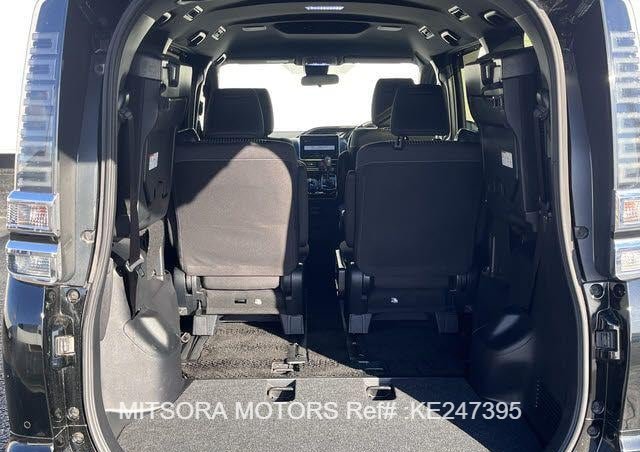 
								2019 TOYOTA VOXY ZS2 full									