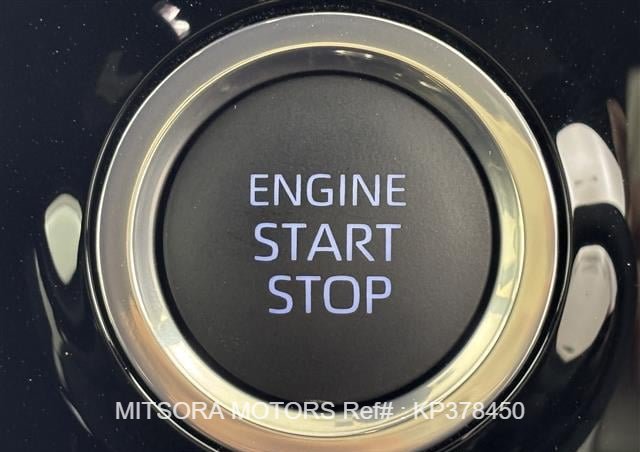 
								2023 TOYOTA VOXY full									