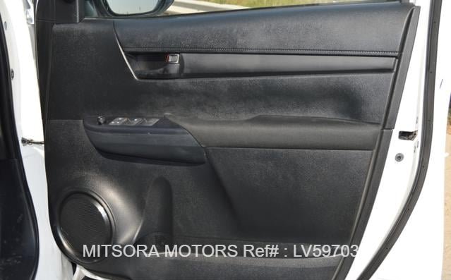 
								2024 TOYOTA HILUX DOUBLE CABIN full									