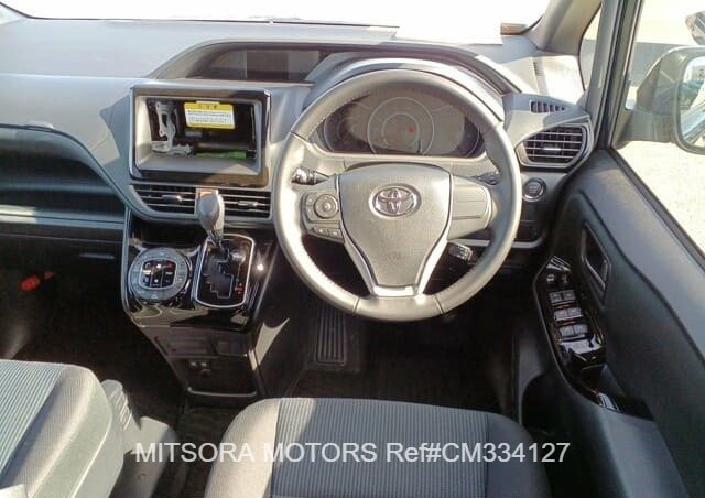 
								2022 TOYOTA NOAH SI full									