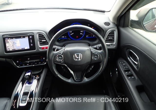 
								2014 HONDA VEZEL HYBRID Z full									