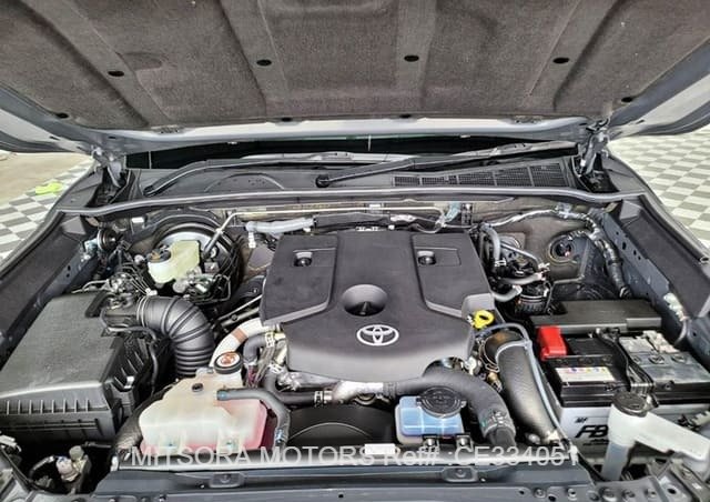 
								2023 TOYOTA HILUX full									