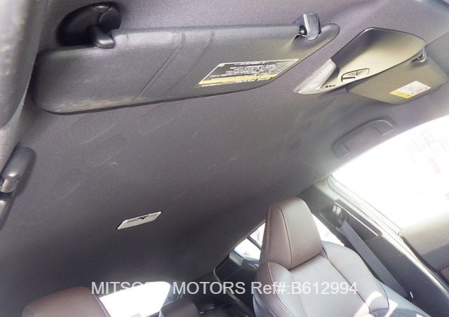 
								2018 TOYOTA C-HR HYBRID G LED EDITION full									