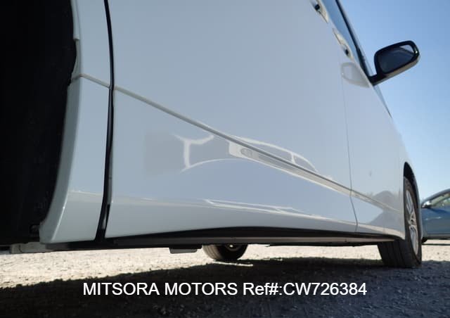 
								2022 TOYOTA NOAH HYBRID G full									