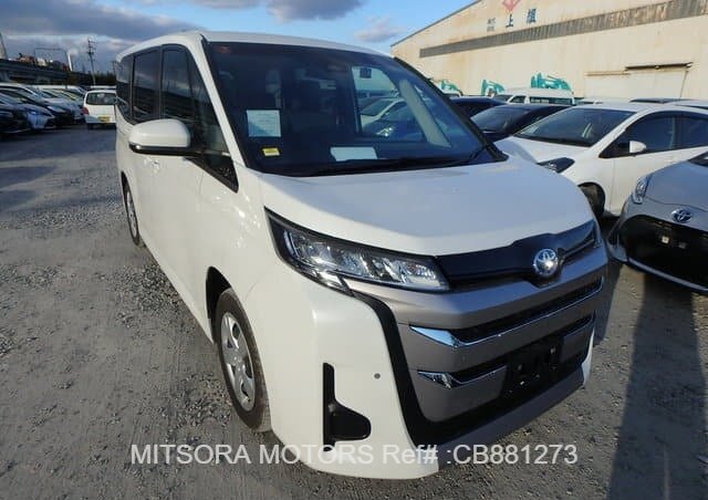 
								2024 TOYOTA NOAH HYBRID X full									