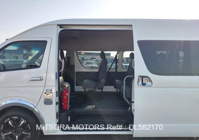
								2014 TOYOTA HIACE COMMUTER full									
