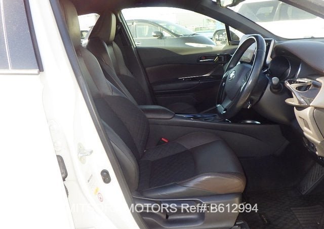 
								2018 TOYOTA C-HR HYBRID G LED EDITION full									