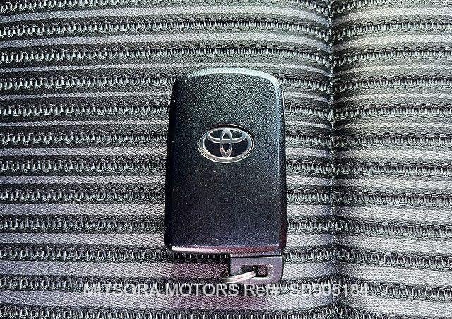 
								2019 TOYOTA VOXY ZS full									