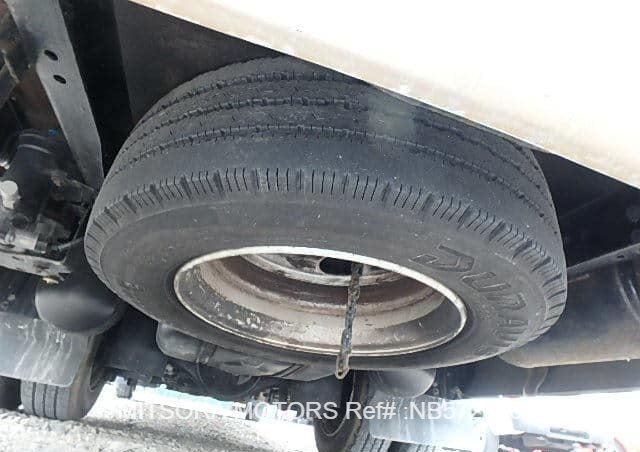 
								2005 HINO LIESSE II full									