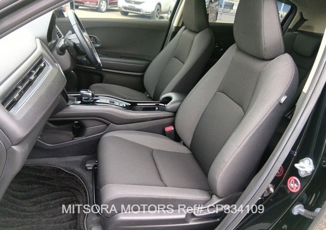 
								2020 HONDA VEZEL HYBRID X full									