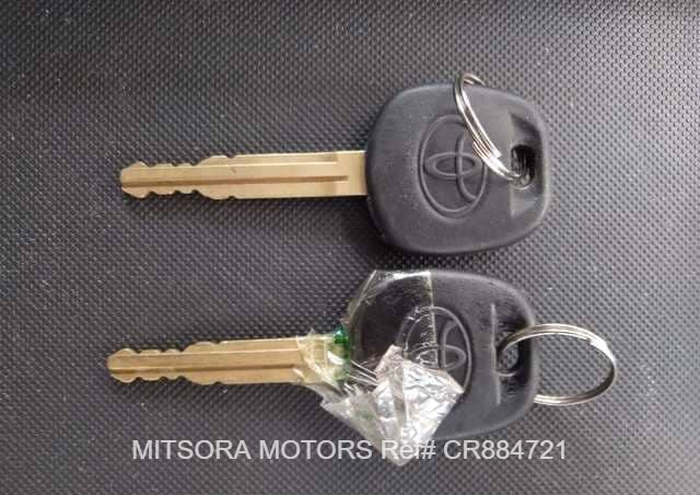 
								2013 TOYOTA HIACE COMMUTER GL full									