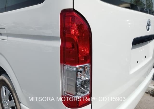 
								2018 TOYOTA HIACE COMMUTER full									