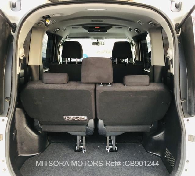 
								2015 TOYOTA NOAH G full									