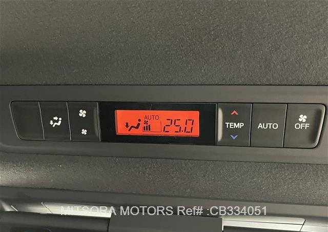 
								2017 TOYOTA NOAH full									