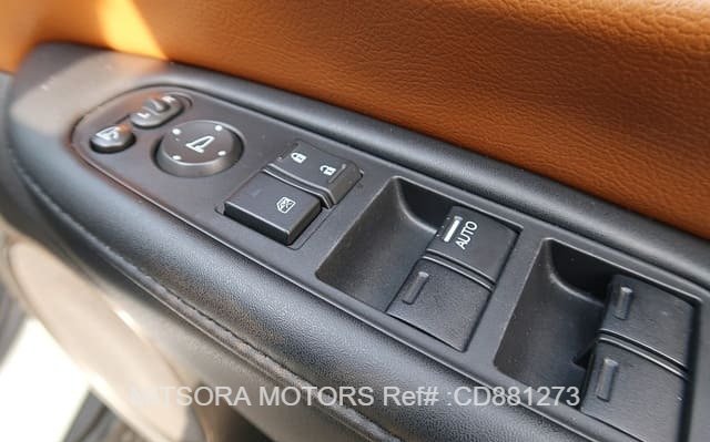 
								2015 HONDA VEZEL full									