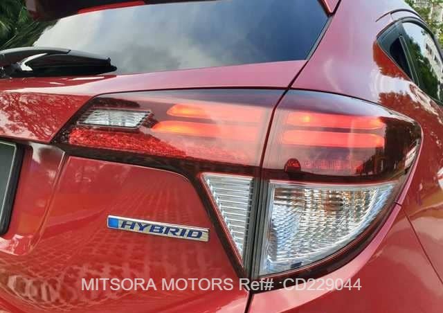 
								2015 HONDA VEZEL full									