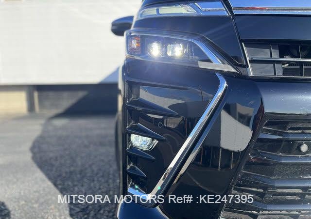 
								2019 TOYOTA VOXY ZS2 full									