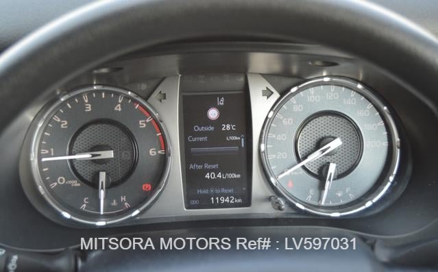 
								2024 TOYOTA HILUX DOUBLE CABIN full									