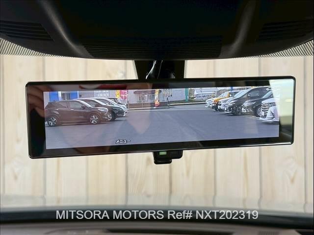 
								NISSAN X-TRAIL G E-4ORCE Grey full									