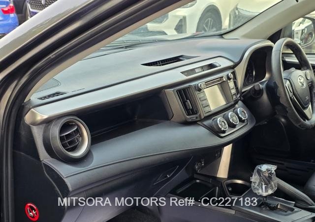 
								2018 TOYOTA RAV4 2.0 LITER full									