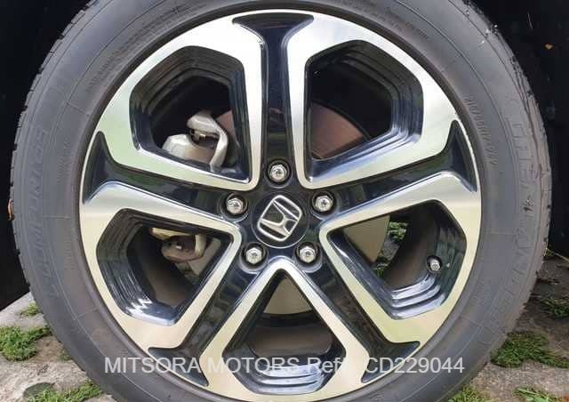 
								2015 HONDA VEZEL full									