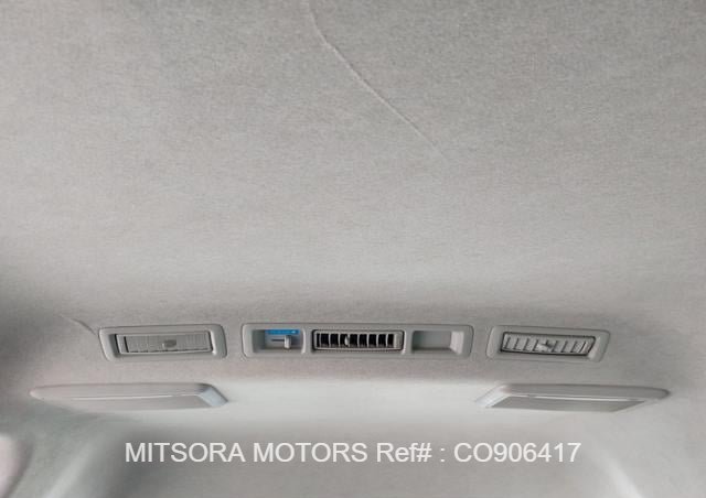 
								2015 TOYOTA HIACE COMMUTER full									