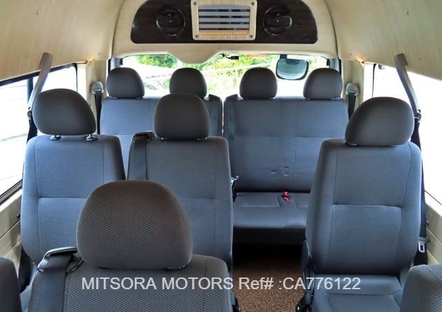 
								2013 TOYOTA HIACE VAN HIROOF AUTO (14 SEATER) full									
