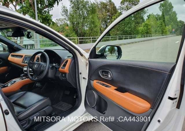 
								2014 HONDA VEZEL 1.5A Z HYBRID full									