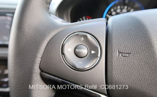 
								2015 HONDA VEZEL full									