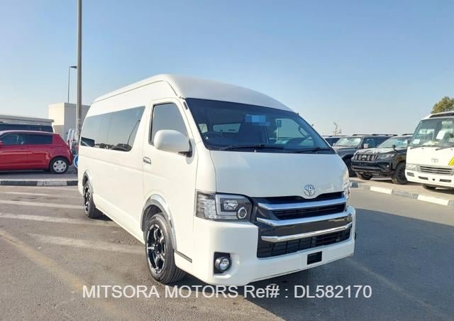 2014 TOYOTA HIACE COMMUTER