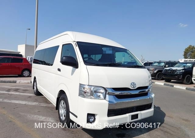 2015 TOYOTA HIACE COMMUTER
