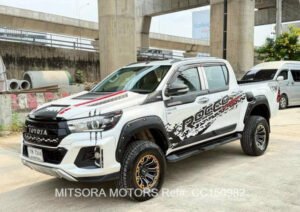 2015 TOYOTA HILUX 2.8