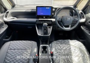 2024 TOYOTA VOXY