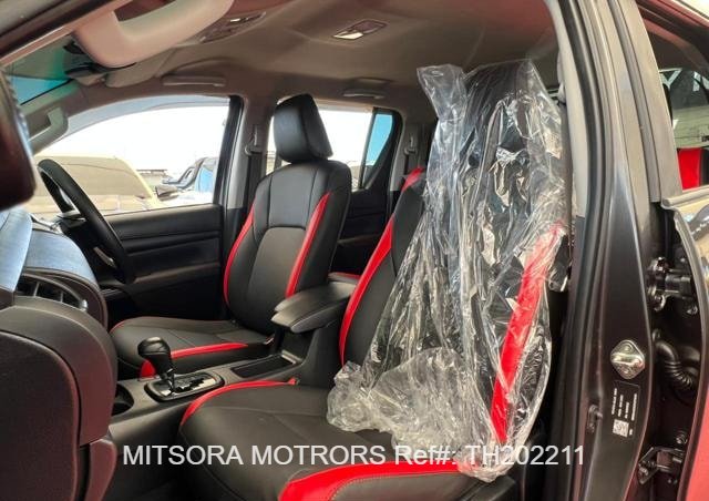 
								2022 TOYOTA HILUX full									