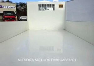 2018 HINO DUTRO