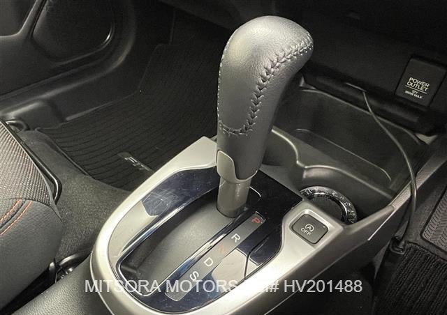 
								2013 HONDA FIT RS full									