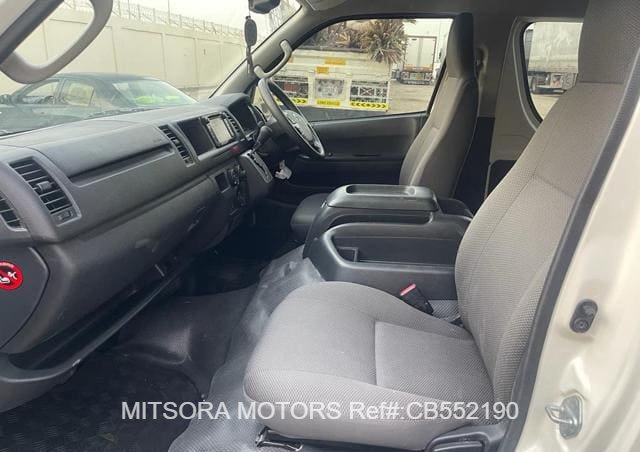 2017 TOYOTA HIACE COMMUTER