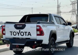 2023 TOYOTA HILUX