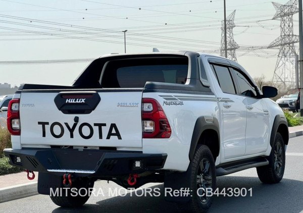 2023 TOYOTA HILUX