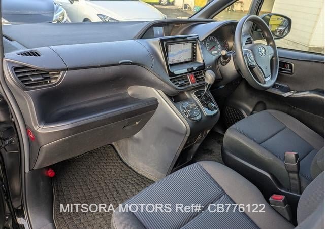 2014 TOYOTA NOAH