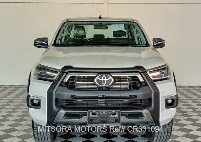 2023 TOYOTA HILUX 2.8