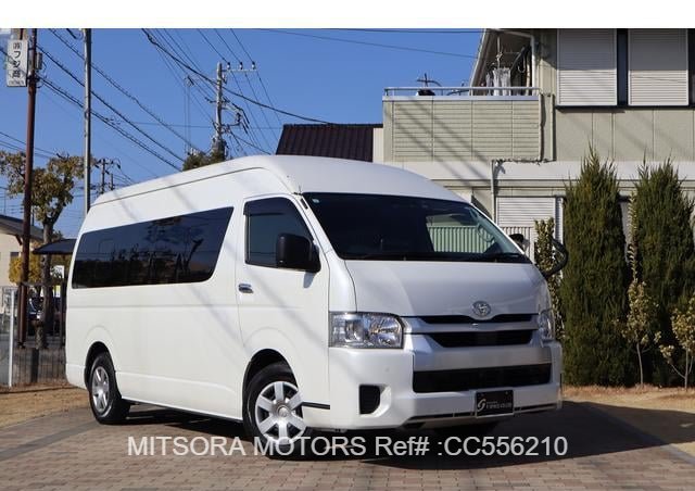 2024 TOYOTA HIACE COMMUTER