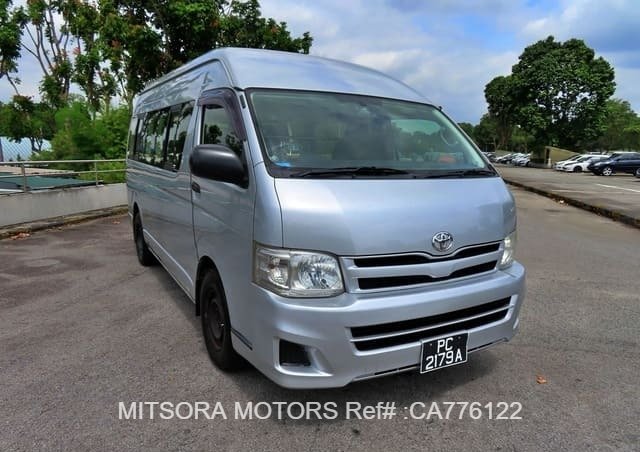 2013 TOYOTA HIACE VAN HIROOF AUTO (14 SEATER)