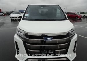 2020 TOYOTA NOAH