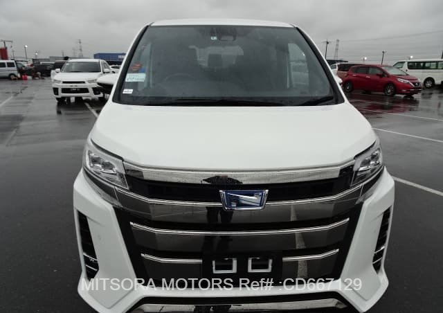 2020 TOYOTA NOAH